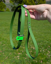 Load image into Gallery viewer, Green Checkmate Slip Lead/Figure 8 Lead