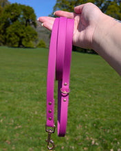 Load image into Gallery viewer, Pink Checkmate Classic Lead