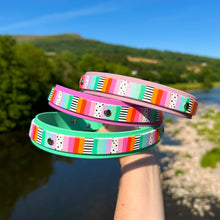 Load image into Gallery viewer, Pastel stripes Collar