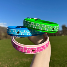 Load image into Gallery viewer, Green Checkmate Collar