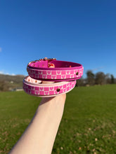 Load image into Gallery viewer, Pink Checkmate Collar