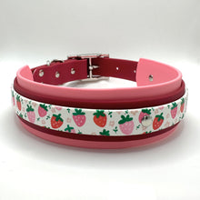 Load image into Gallery viewer, CHUNKY Strawberry Collar (38mm)