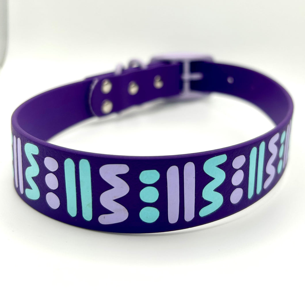 Violet Doodle Collar - Large (16