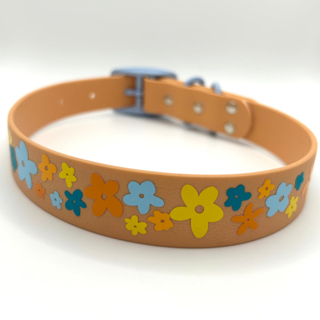 Peach Groovy Baby Collar - Large (16