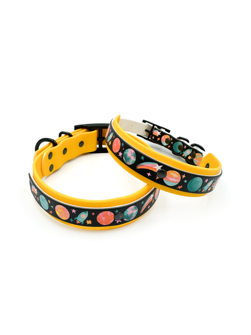 Out of this world Collar