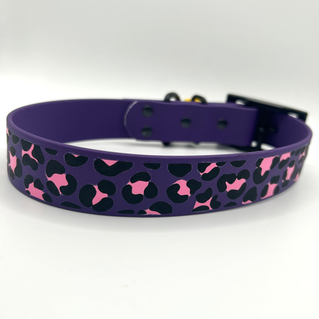 Violet Leopard Print Collar - Medium (14